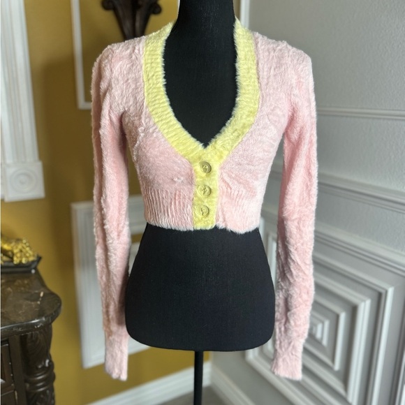 For Love and Lemons 🍋 Pink and Yellow Women's Sweater - Picture 3 of 12